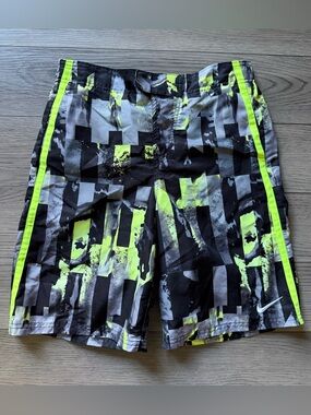 Boy’s Nike Black & Neon Green Swim Trunks Large